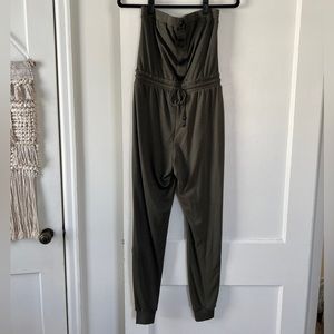 NWOT Daytrip Strapless Jumpsuit